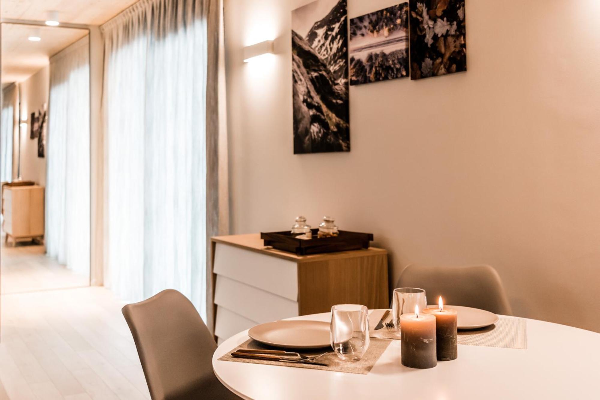 Aparthotel The Base Andermatt Pokoj fotografie